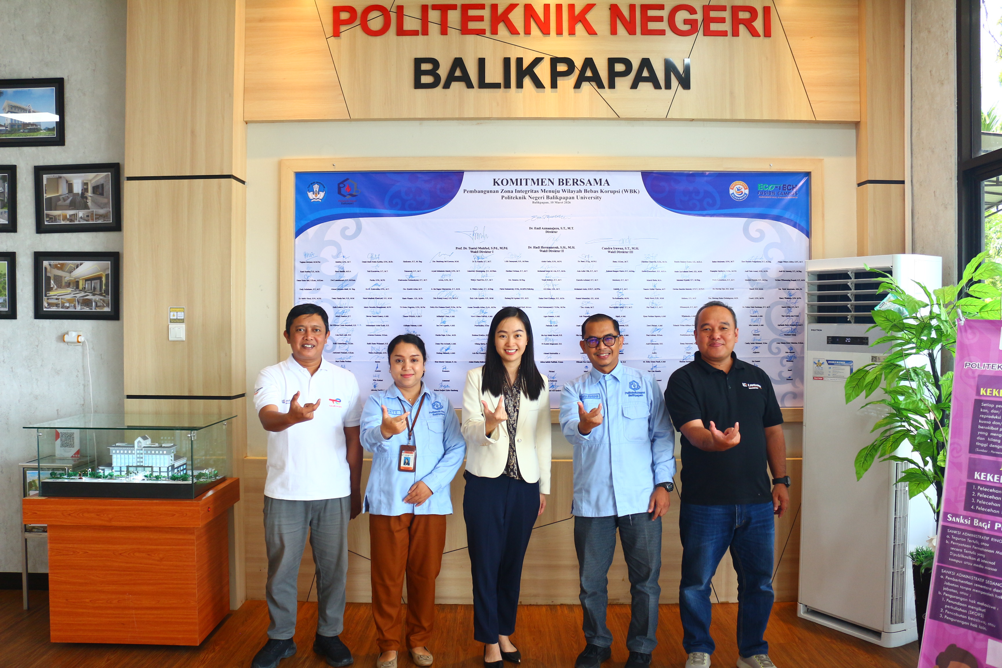 Poltekba dan LiuGong Bahas Renovasi Kelas Industri